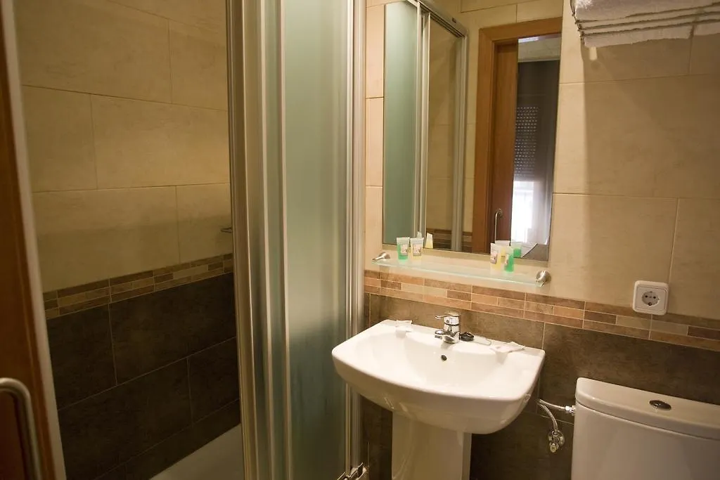 Hostal Barris Pals 2*,