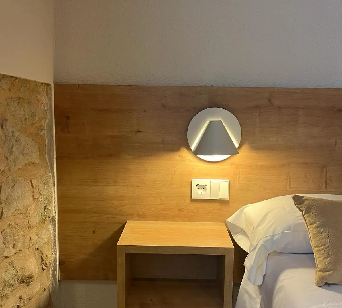 Pensjonat Hostal Barris Pals