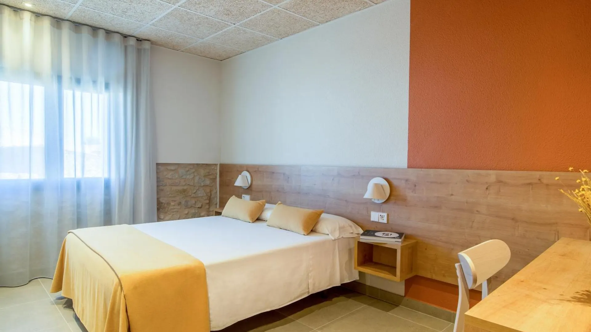 Guest house Hostal Barris Pals