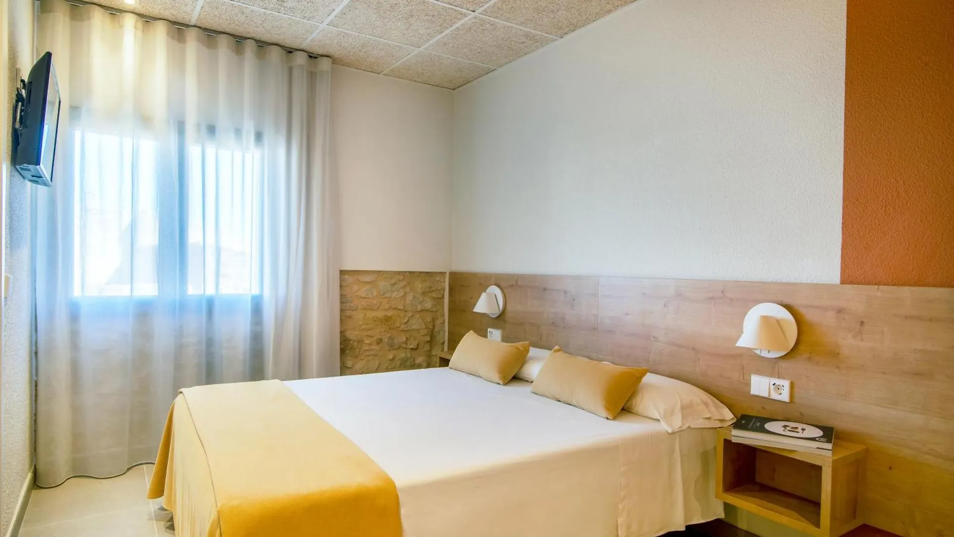 Hostal Barris Pals 2*,